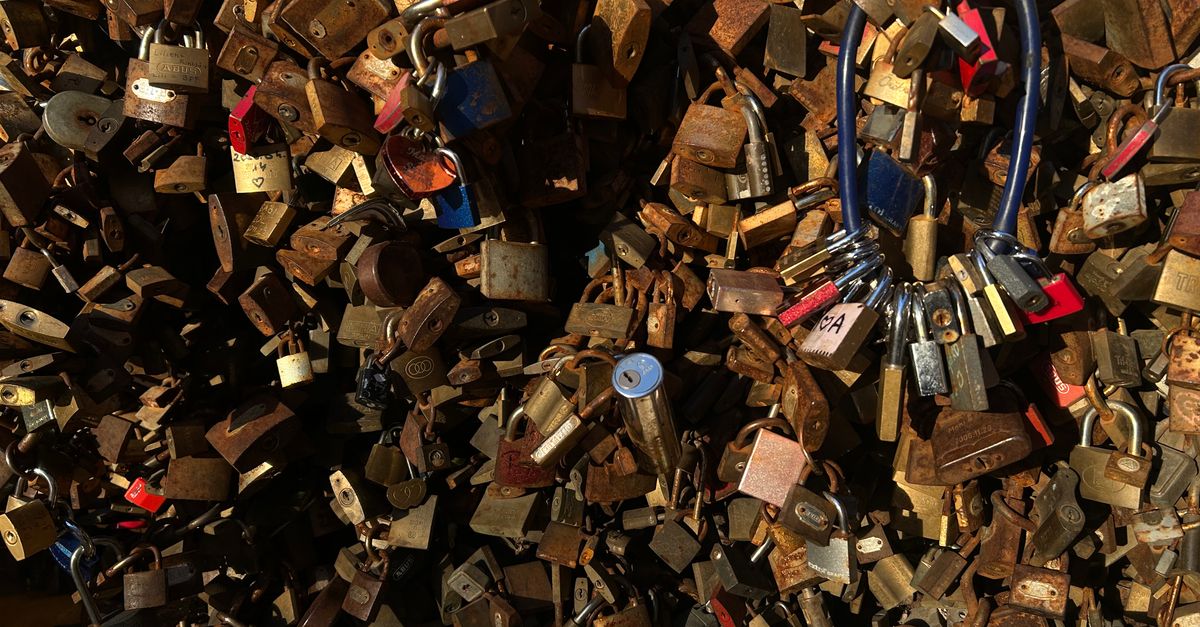 locksmith shop keys — Quick Call Locksmith